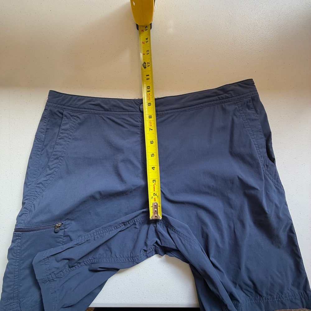 LL Bean Trek Trail Shorts Blue Womens Mid Rise Bermuda Hiking Camping size 10 - Picture 10 of 11